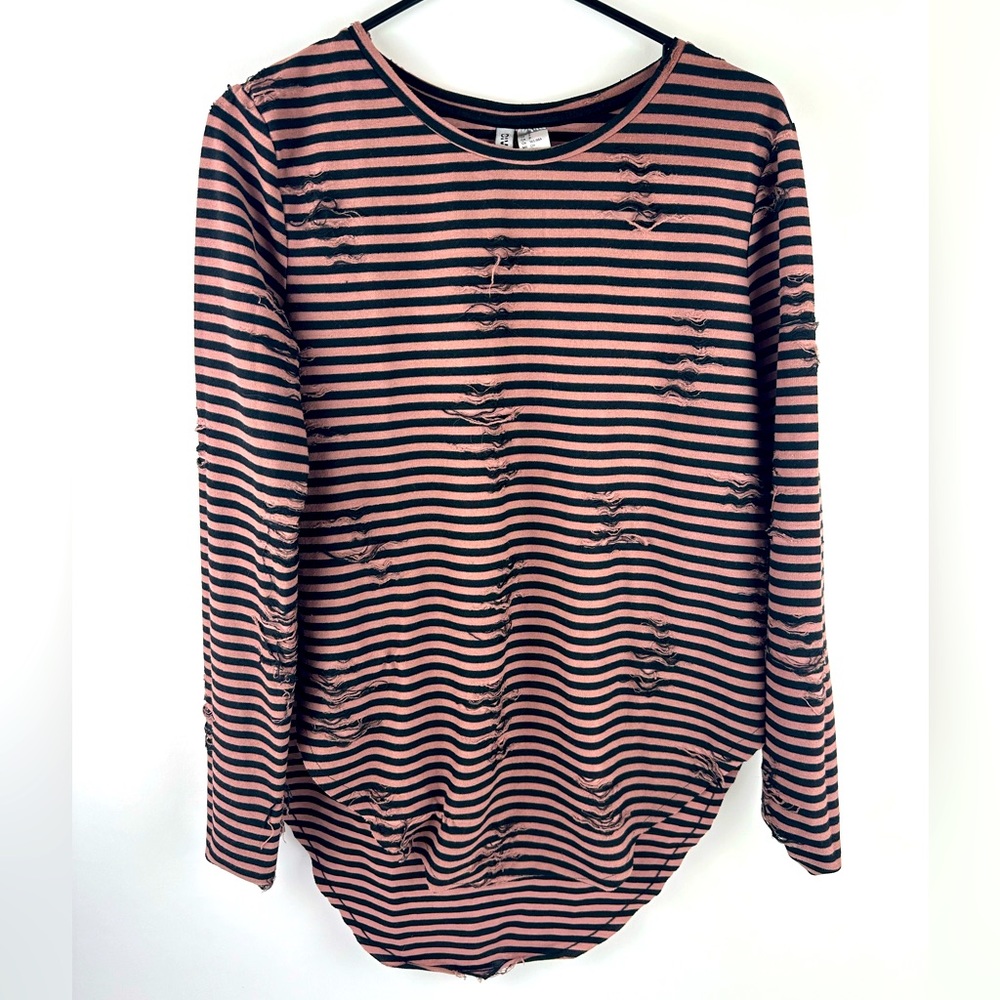 H&M Divided layered top in cotton blend jersey w/ distressed details. Size small